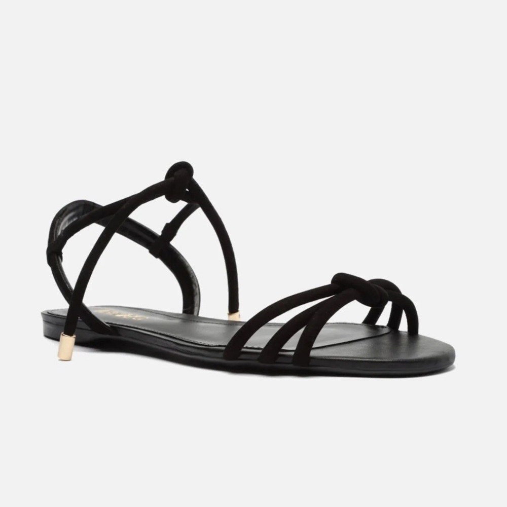 Arezzo “Camila” Leather Flat NWOT